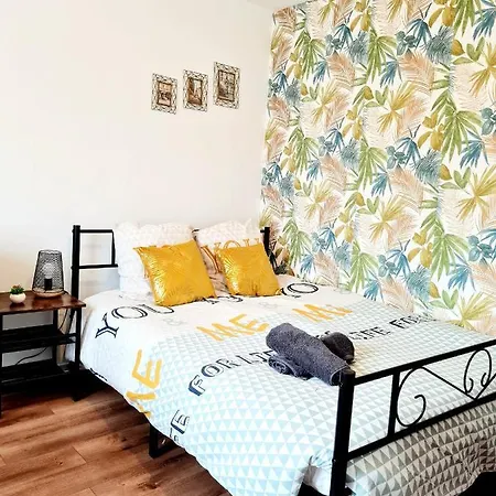 Le Petit Charmeur, Parking, Wifi, Gare Apartamento Flers (Orne)