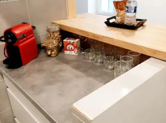 Le Petit Charmeur, Parking, Wifi, Gare *